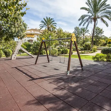 Dama De Noche Playground