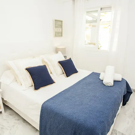 Dama De Noche Playground Apartment Marbella